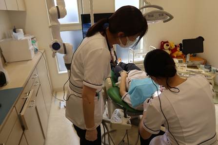 新人歯科衛生士のスケーリング実習